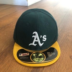 Child’s Oakland a’s hat